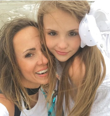 Tiffany Smith with her daughter.